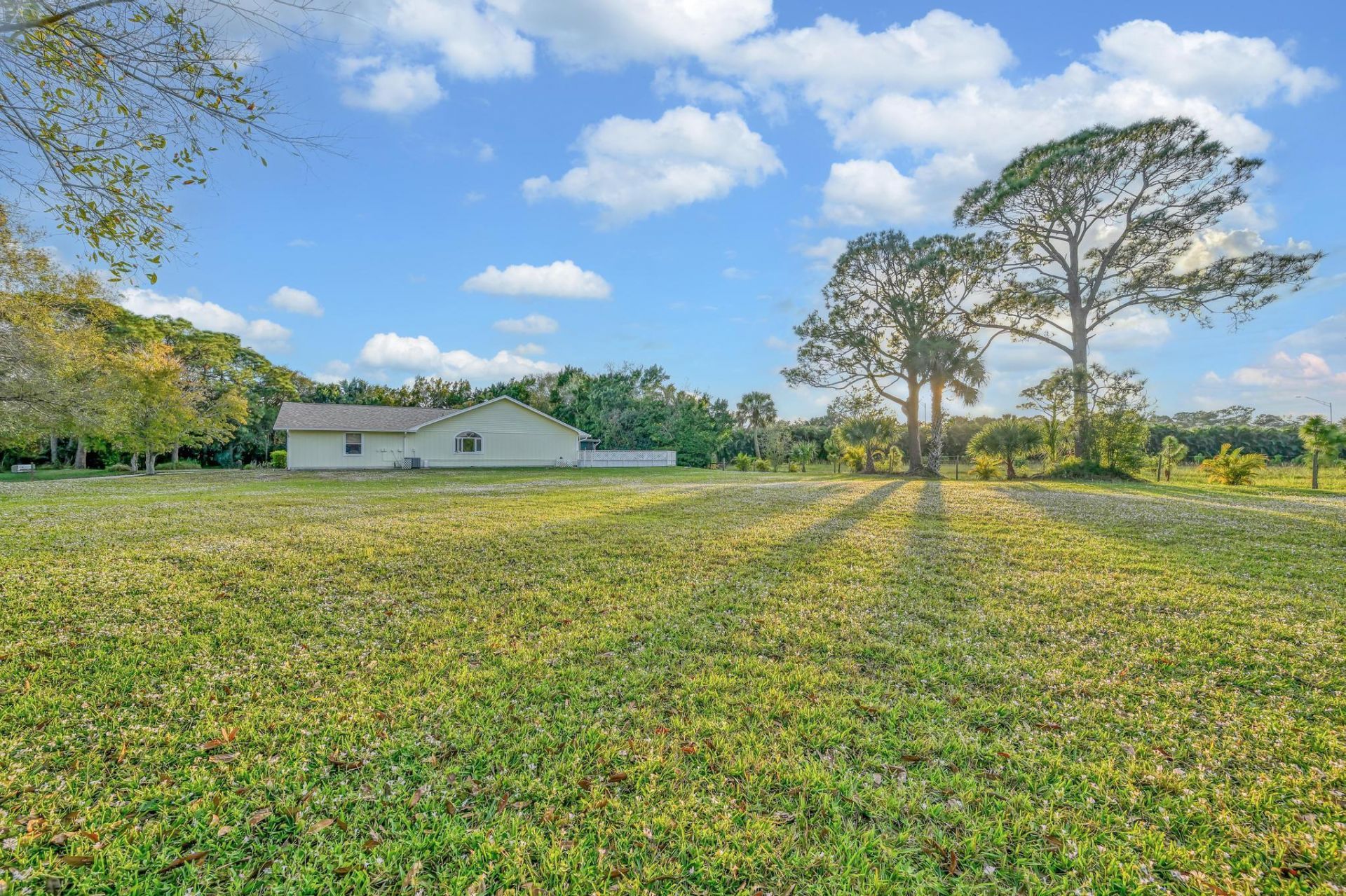 8690 Shadylake Lane, Fort Pierce, FL 34947 Photo