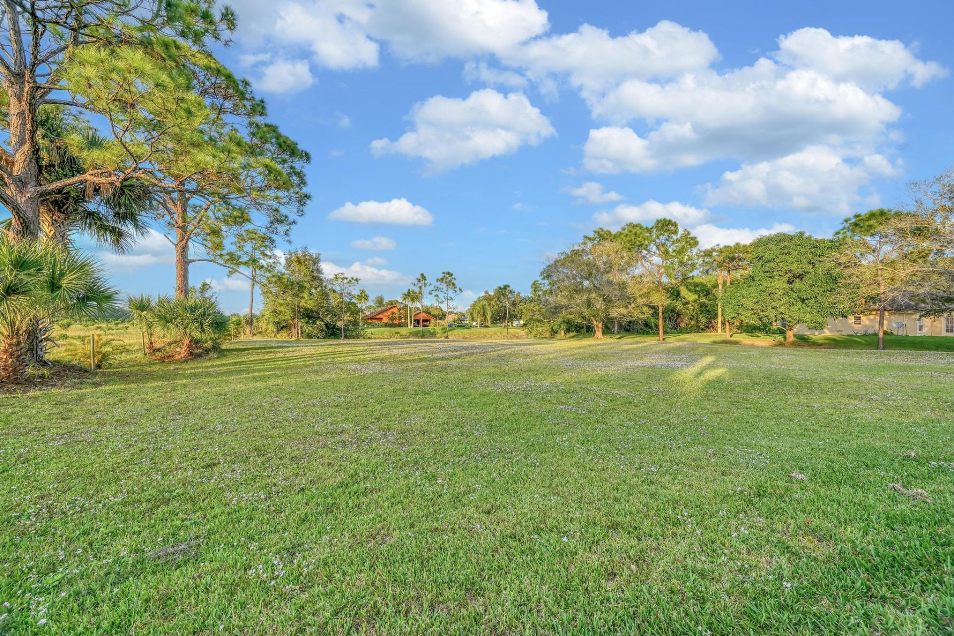 8690 Shadylake Lane, Fort Pierce, FL 34947 Photo