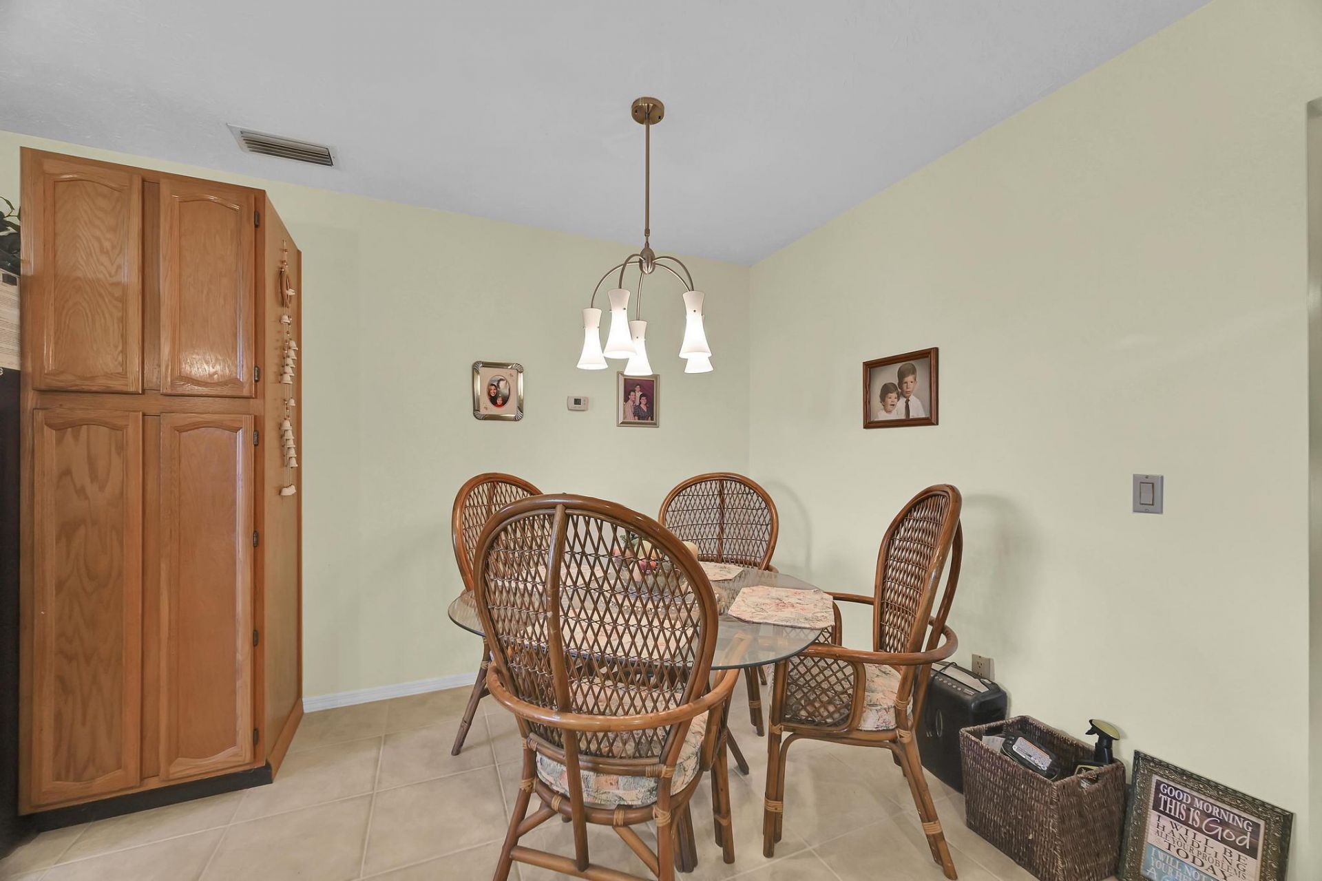 8690 Shadylake Lane, Fort Pierce, FL 34947 Photo