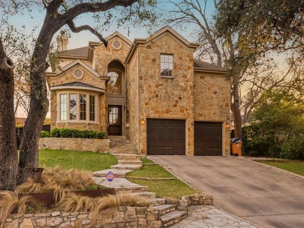 2703 McCullough ST, Austin, TX 78703