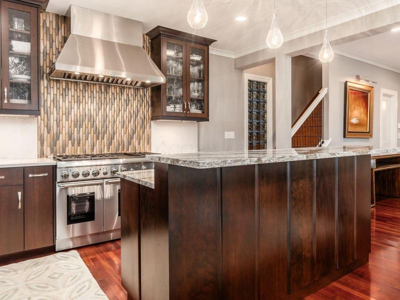 487 E Beck Street, Columbus, OH 43206 Photo 20