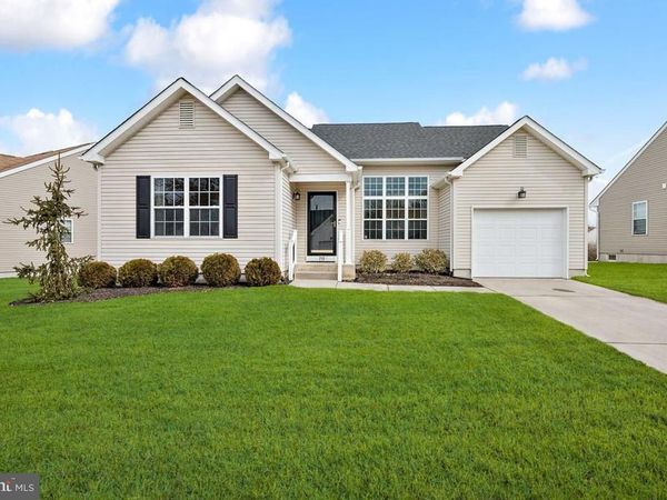 713 CHICKORY TRAIL, MULLICA HILL, NJ 08062