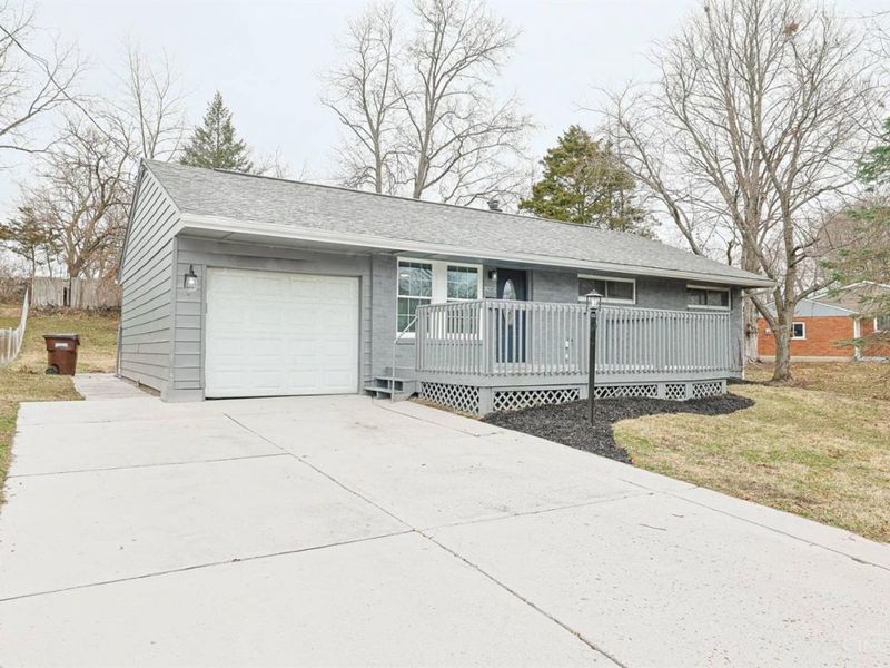 2680 Royal Glen Drive, Colerain Township, OH 45239 Photo 2