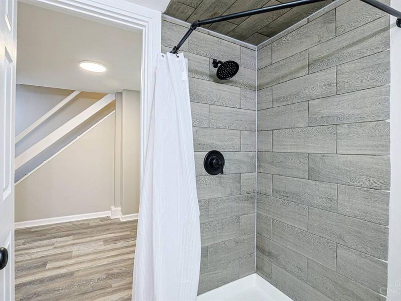 2680 Royal Glen Drive, Colerain Township, OH 45239 Photo 28