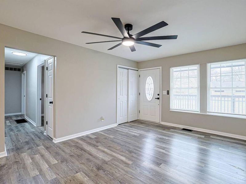 2680 Royal Glen Drive, Colerain Township, OH 45239 Photo 6