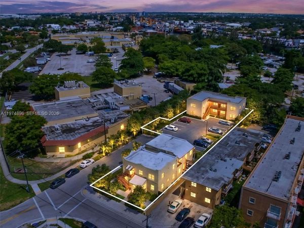 2765 NW 17th Ter, Miami, FL 33125