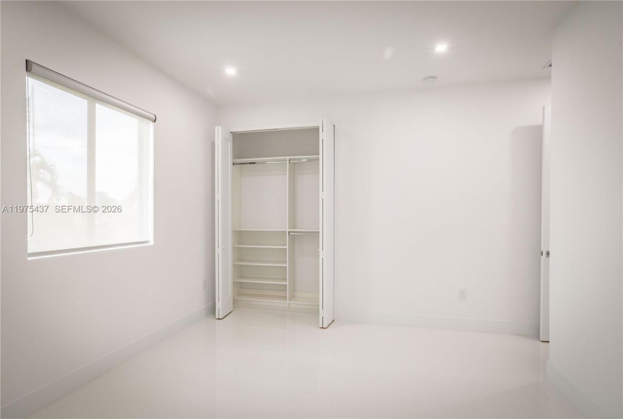 3107 SW 26th St , Unit 3107, Miami, FL 33133 Photo