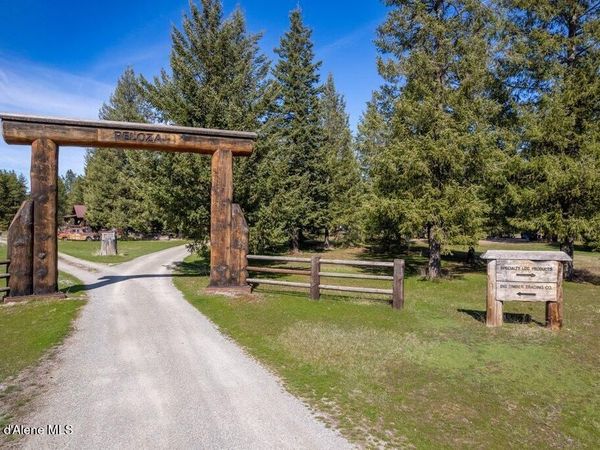 72 Hank Allen WAY, Blanchard, ID 83804