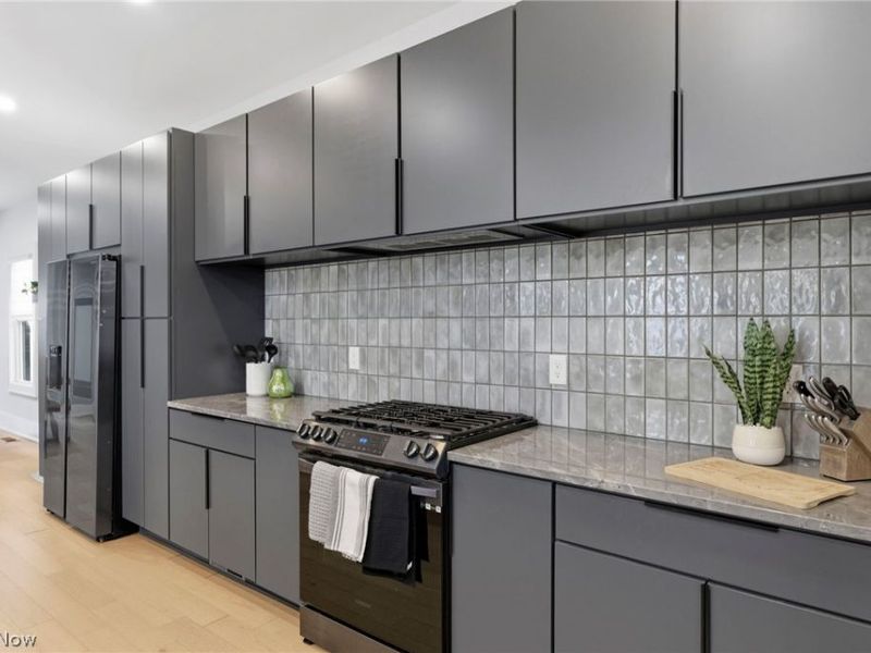 1304 W 76 Street, Cleveland, OH 44102 Photo 12