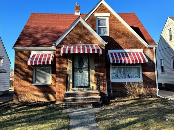 16301 Cloverside Avenue, Cleveland, OH 44128