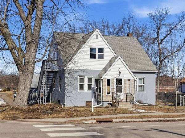 210 2nd Street SE, Milaca, MN 56353