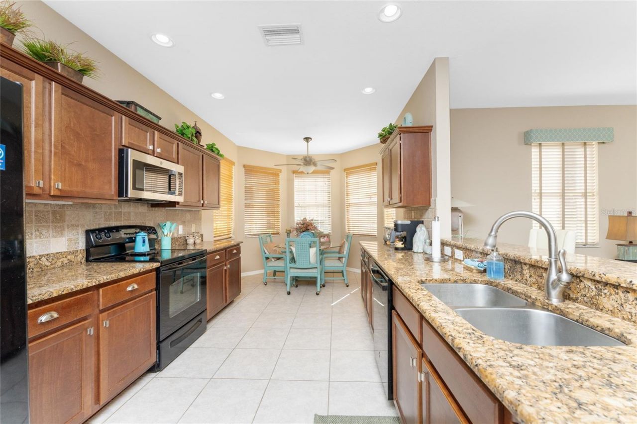 25567 Heritage Lake Boulevard, Unit 29, Punta Gorda, FL 33983 Photo