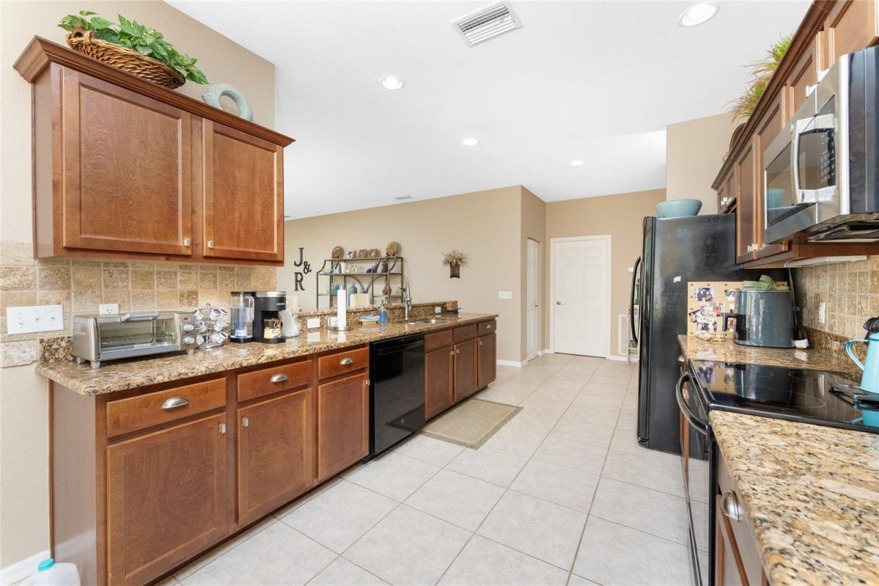 25567 Heritage Lake Boulevard, Unit 29, Punta Gorda, FL 33983 Photo