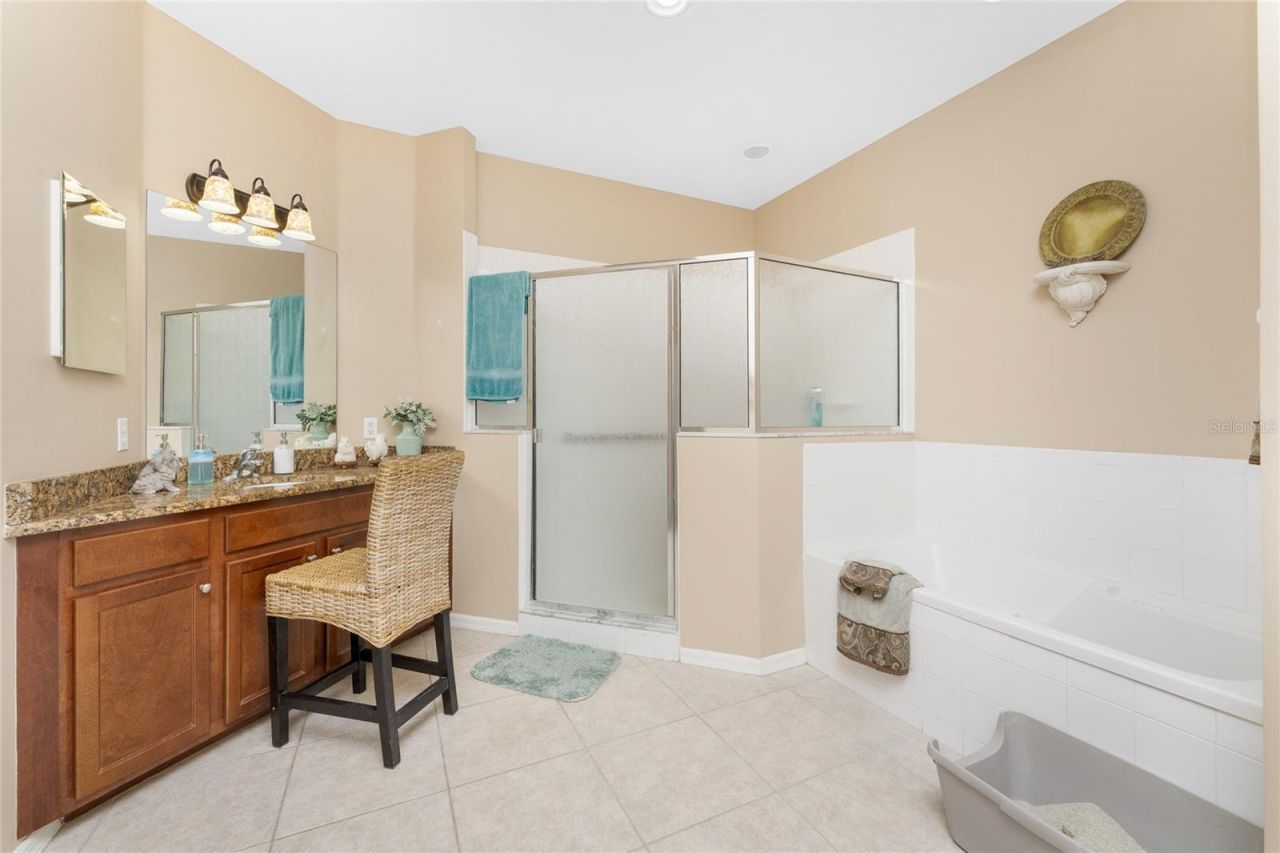 25567 Heritage Lake Boulevard, Unit 29, Punta Gorda, FL 33983 Photo