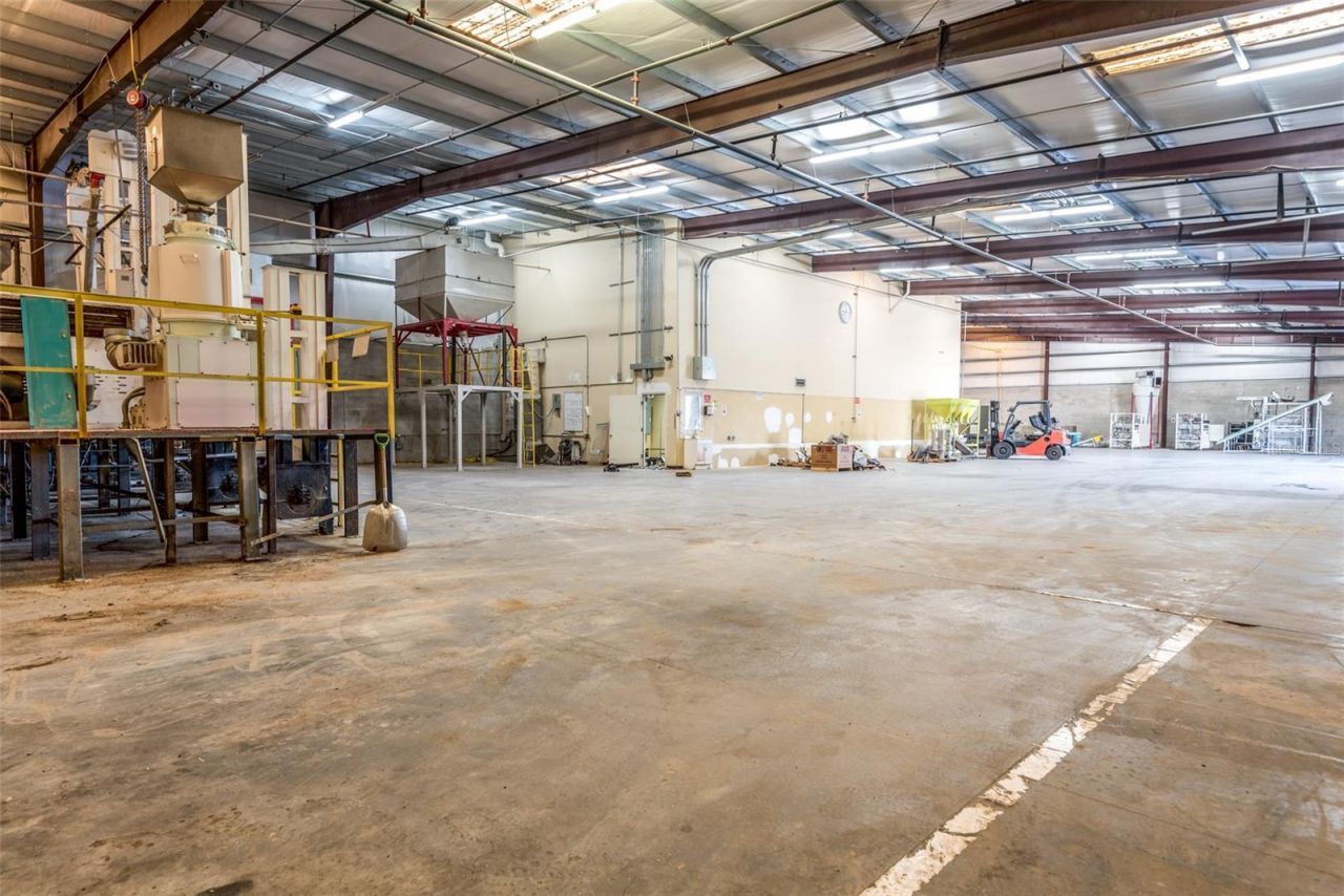 1770 Business Center Lane , Kissimmee, FL 34758 Photo