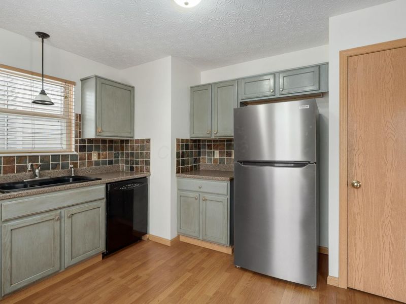 7887 Antonio Lane , Blacklick, OH 43004 Photo 7