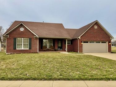 704 Eureka Drive, Versailles, KY 40383