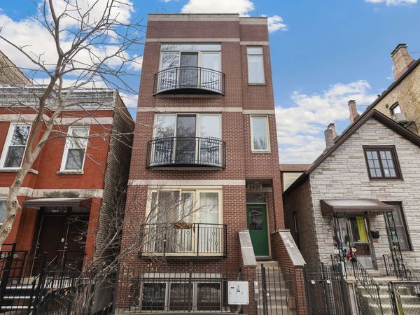 2437 W Cortez Street , Unit 2, Chicago, IL 60622