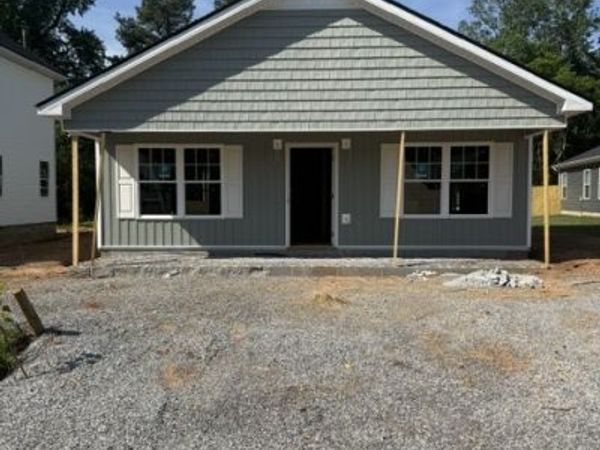 2627 Scott Dr, Clarksville, TN 37042
