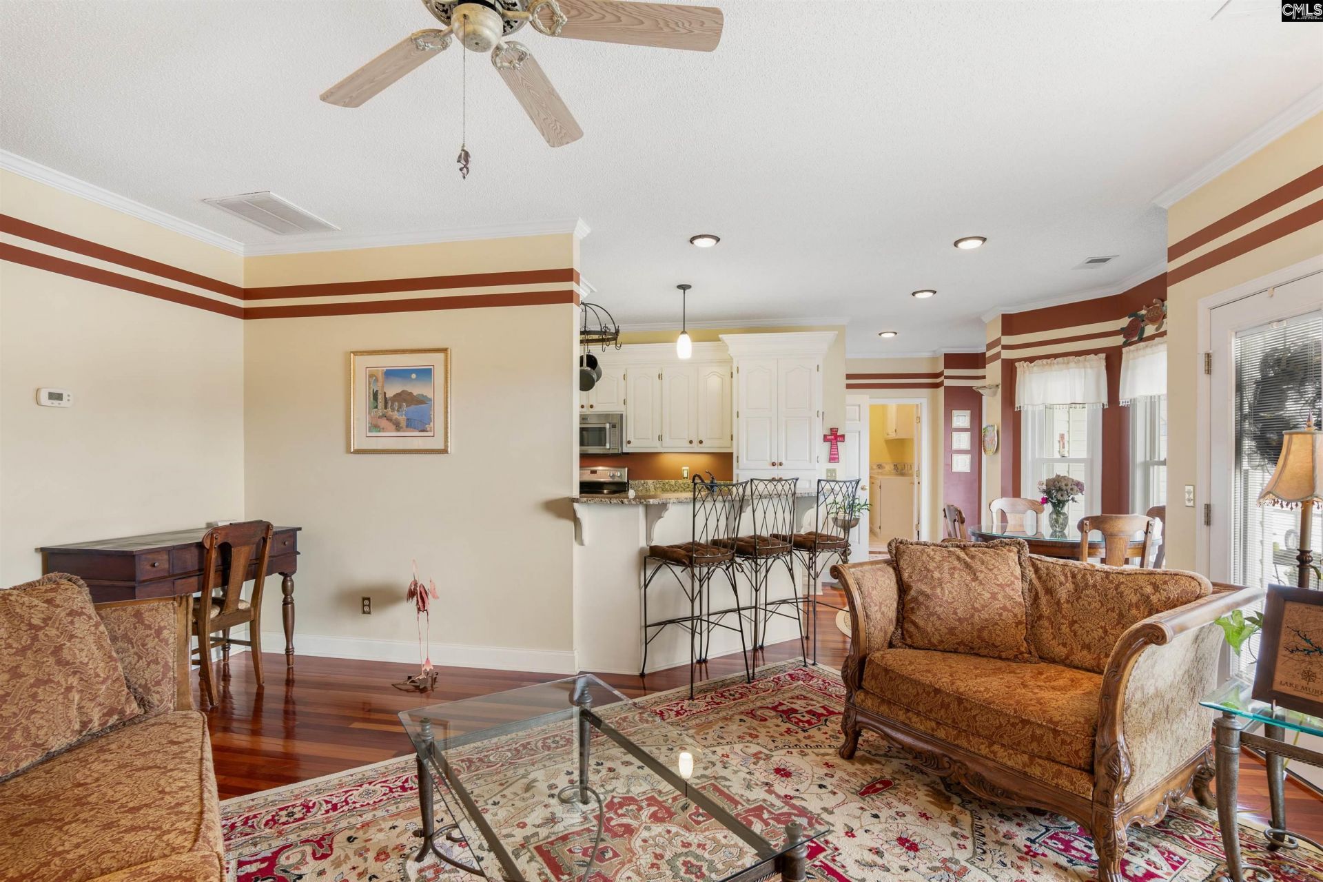 624 East Point Drive Photo 14