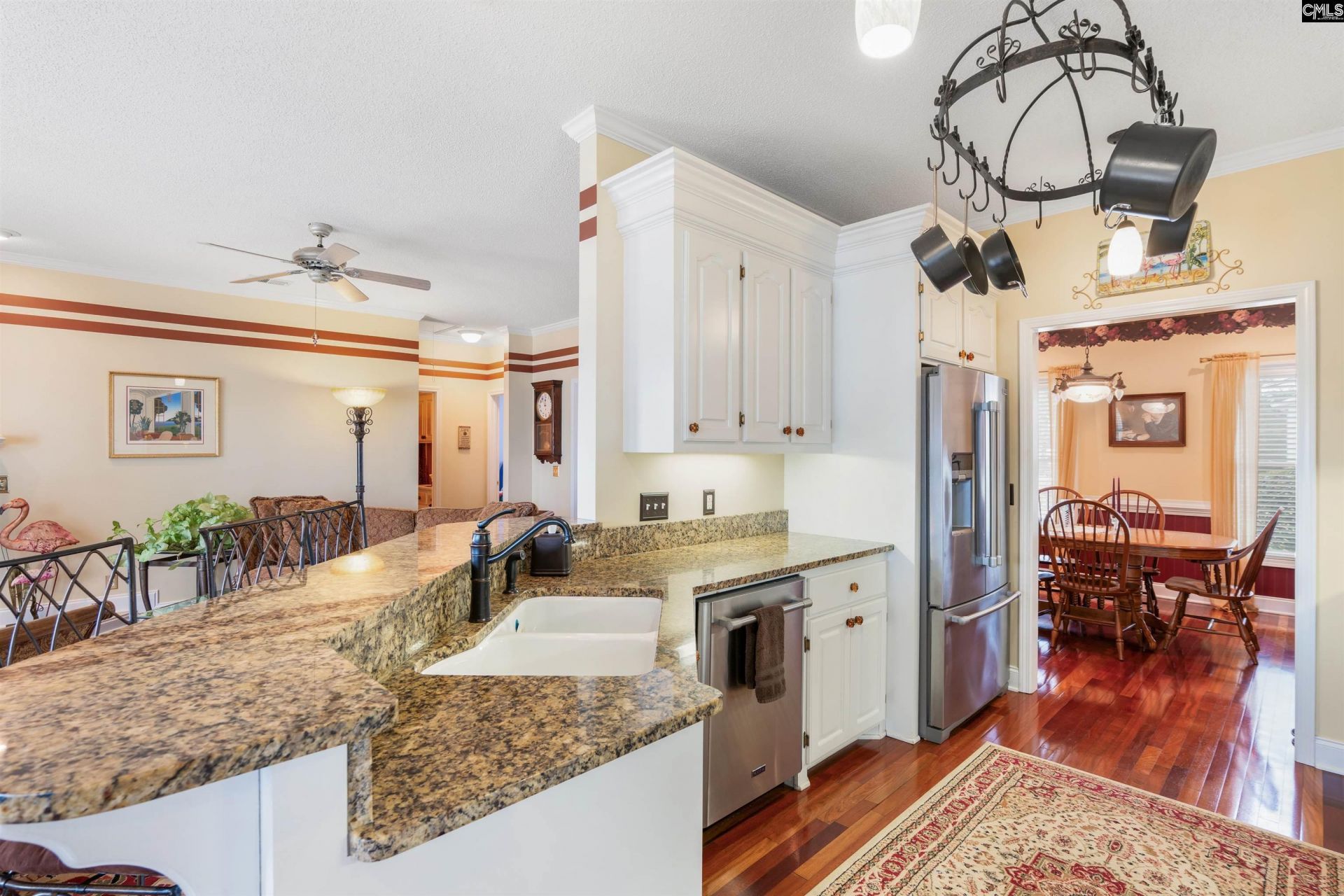 624 East Point Drive Photo 18