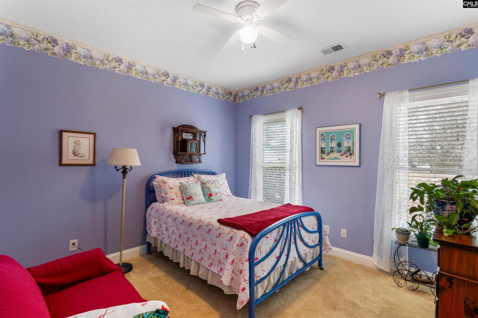 624 East Point Drive Photo 30