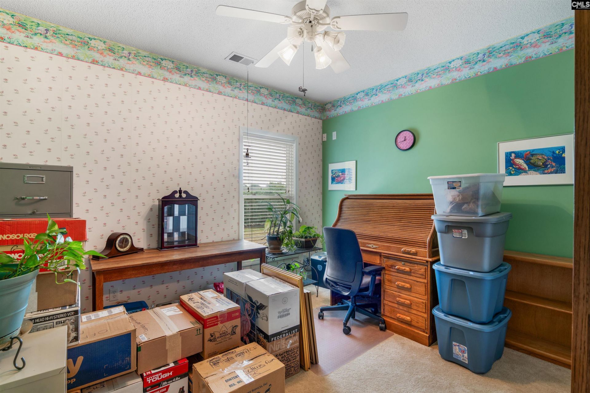 624 East Point Drive Photo 32