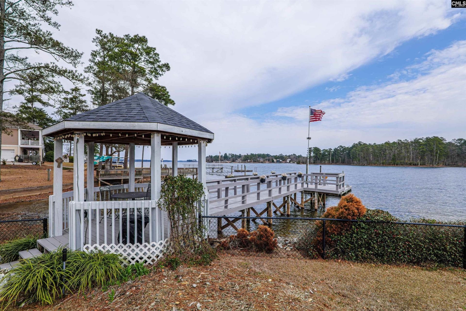 624 East Point Drive Photo 44