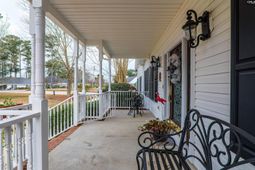 624 East Point Drive photo 4