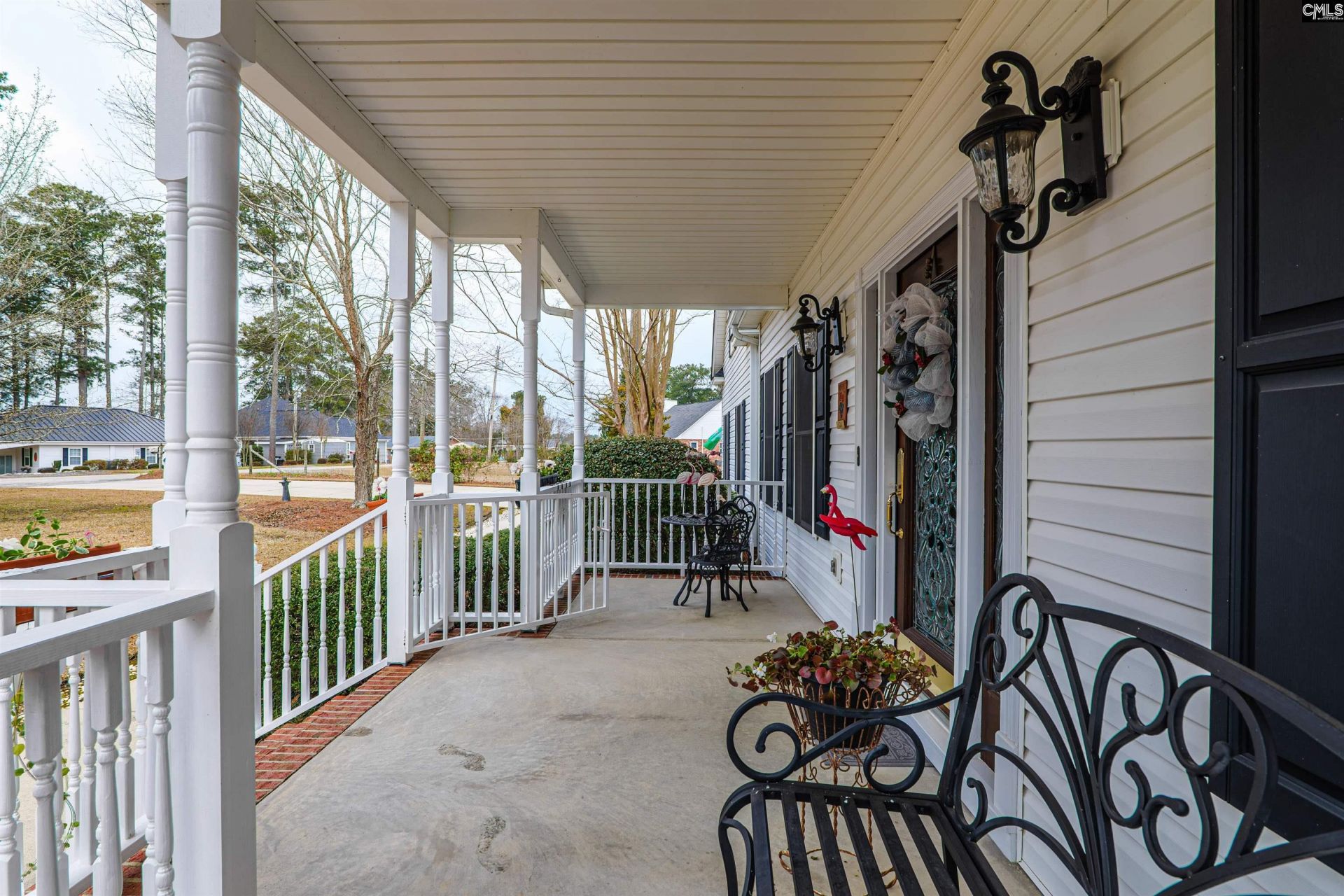 624 East Point Drive Photo 6