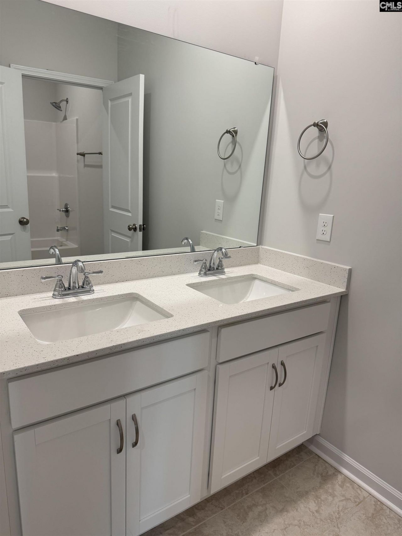 241 Raglins Way  Photo 17