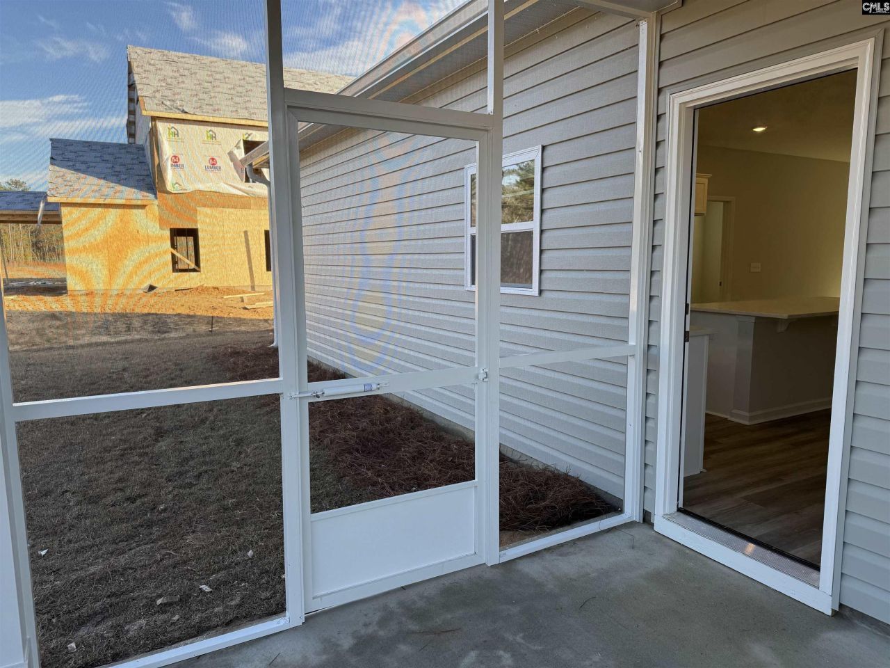 241 Raglins Way  Photo 8