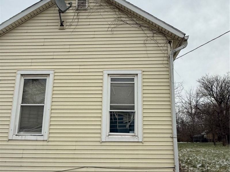 3325 E 49th Street, Cleveland, OH 44127 Photo 1