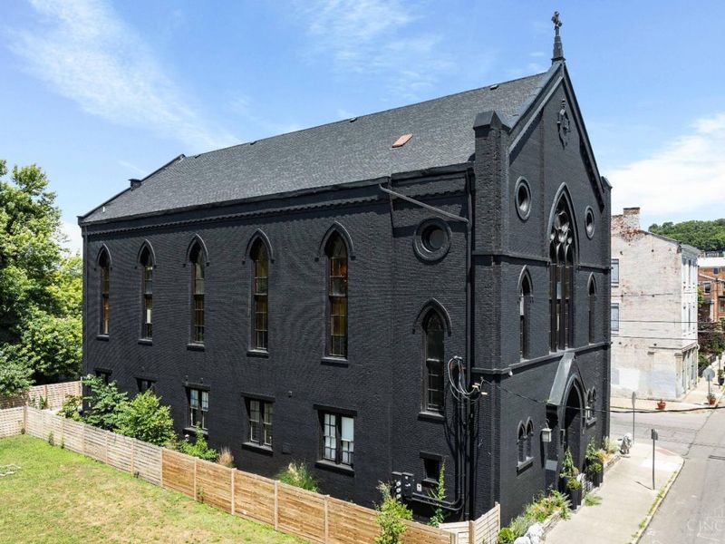 1835 Baymiller St, Cincinnati, OH 45214 Photo 1