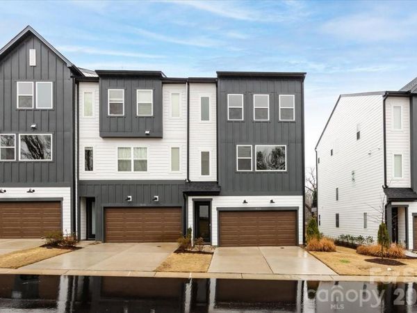 8022 Cedarsmith Court, Charlotte, NC 28217