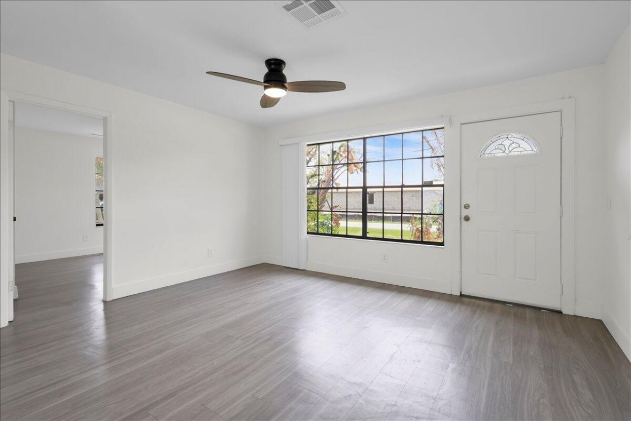 841 NW Riverside Drive, Port Saint Lucie, FL 34983 Photo