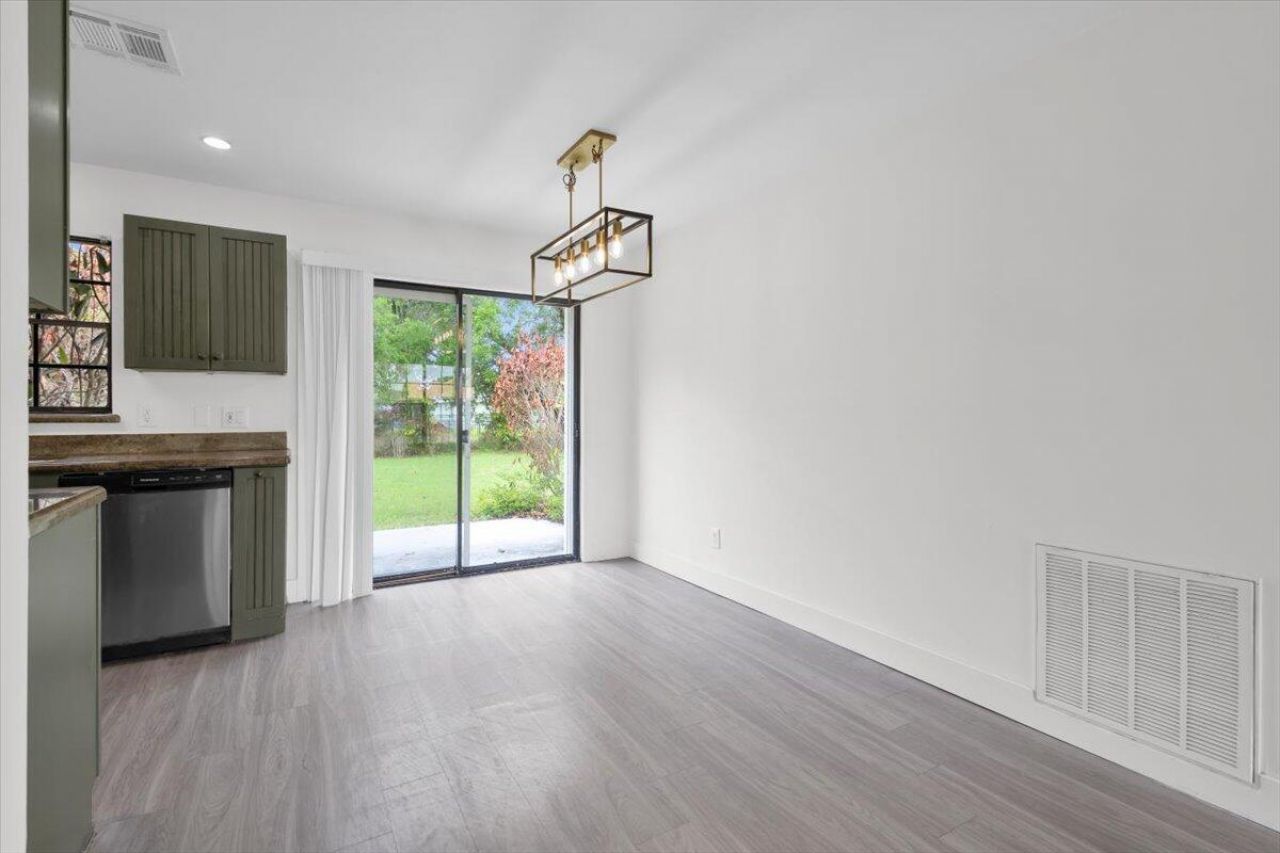 841 NW Riverside Drive, Port Saint Lucie, FL 34983 Photo