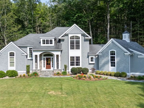 301 Fox Hopyard , East Haddam, CT 06423