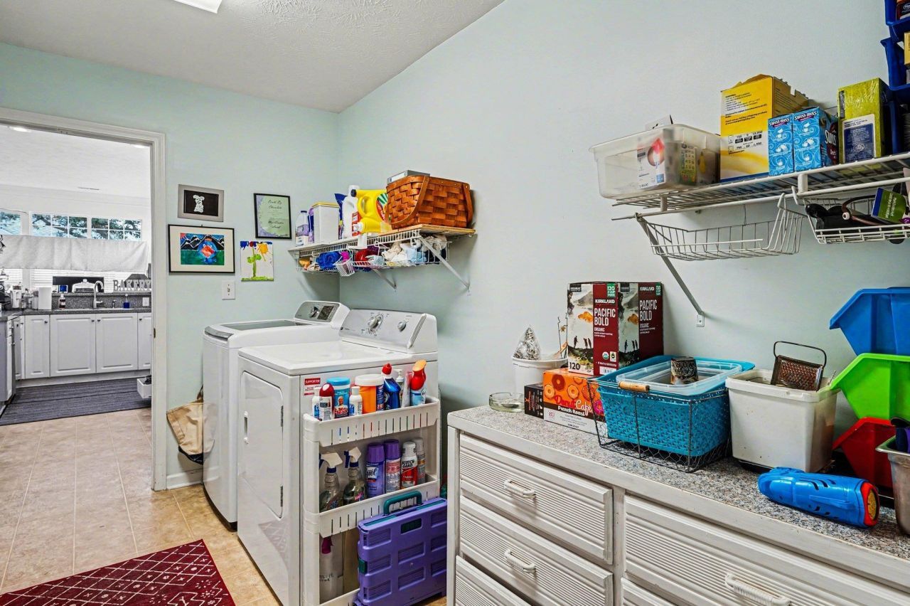 565 Wildflower Trail Photo 15