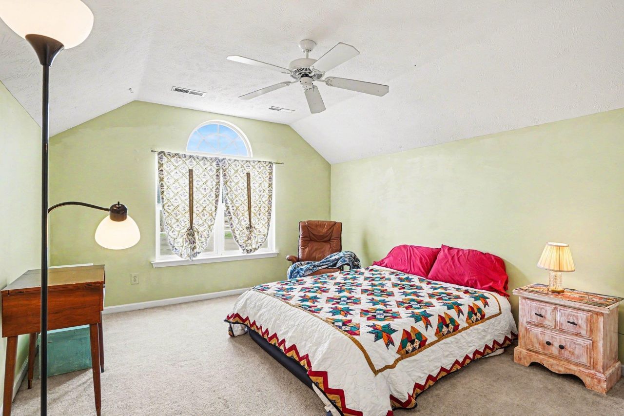 565 Wildflower Trail Photo 23