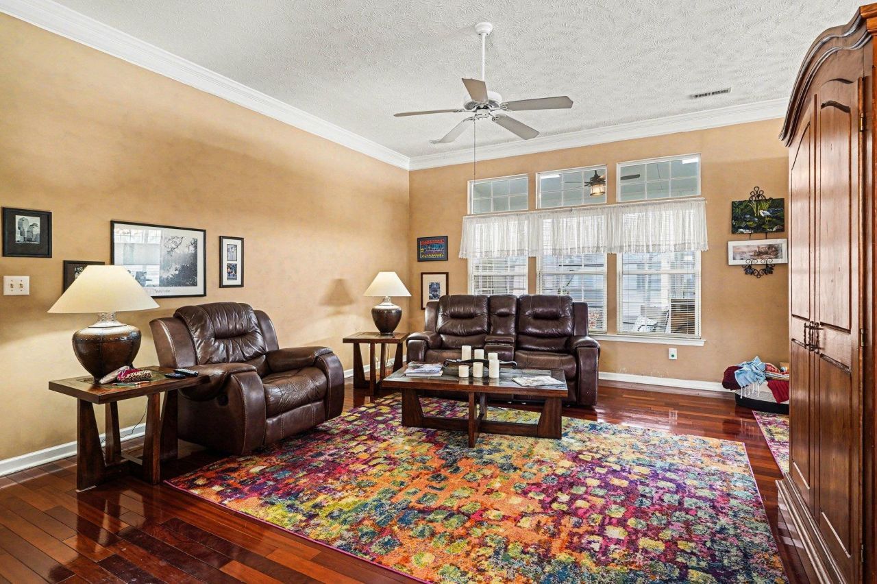 565 Wildflower Trail Photo 7