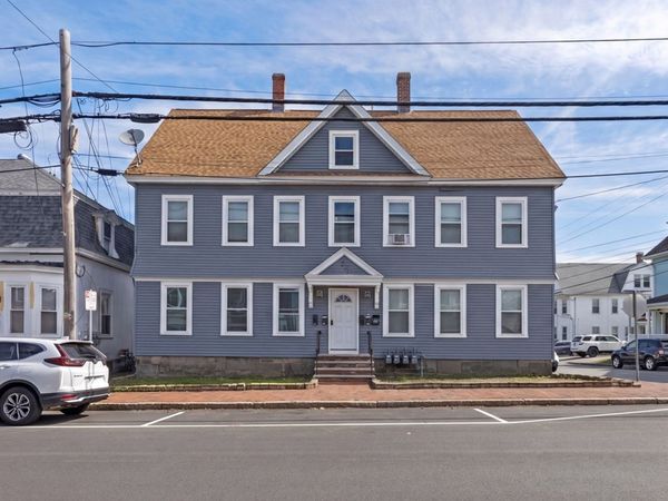 94 Main St, North Andover, MA 01845