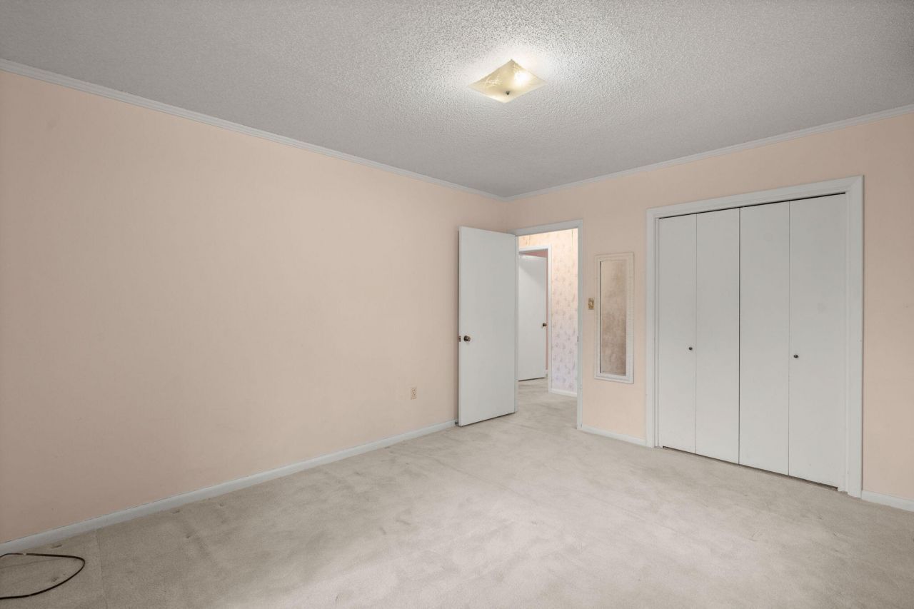 772 Hillsboro Road Photo 26