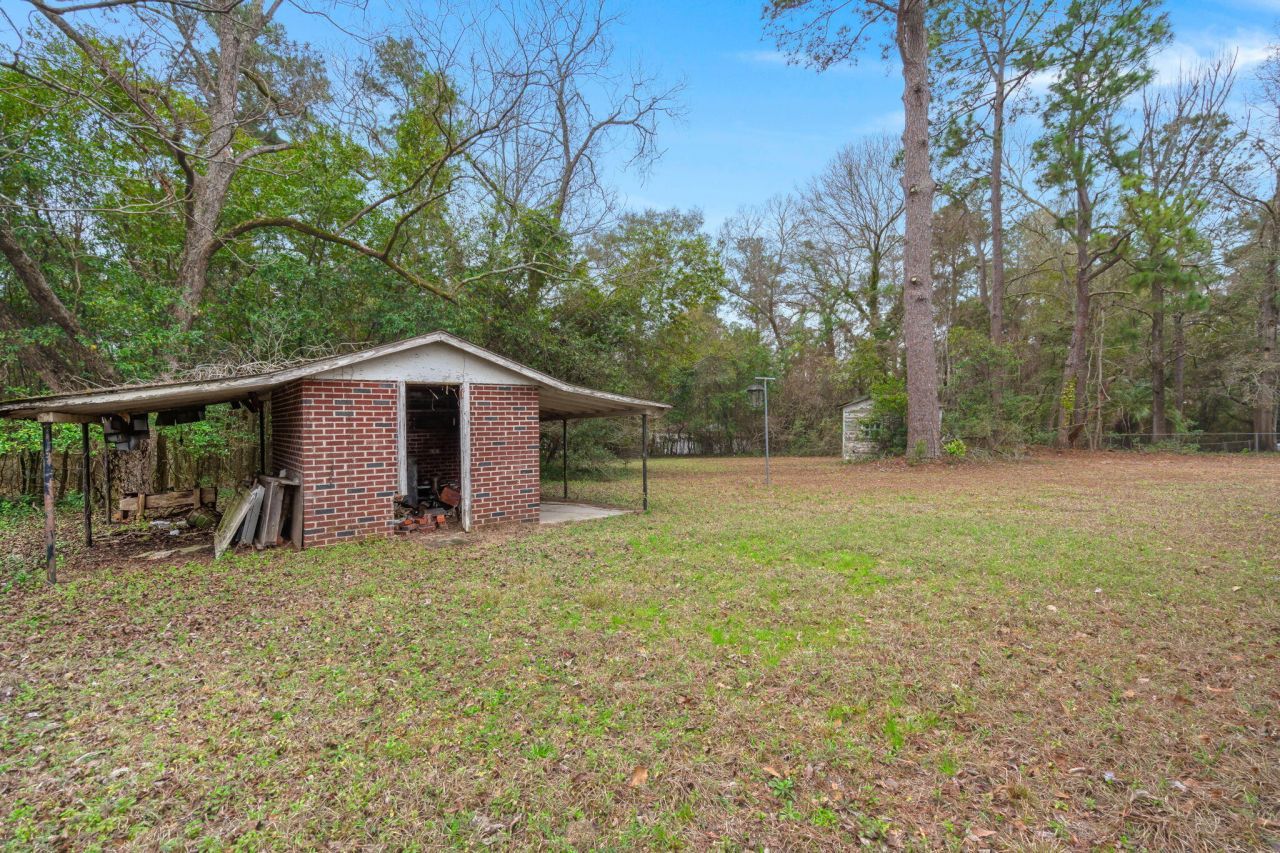 772 Hillsboro Road Photo 37