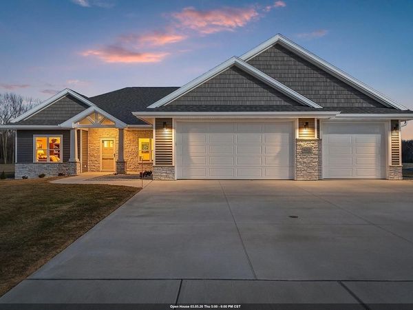 1652 TORCHWOOD TRAIL, De Pere, WI 54115