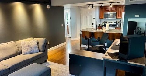 450 N Arlington Avenue, Unit 209, Reno, NV 89503 Photo