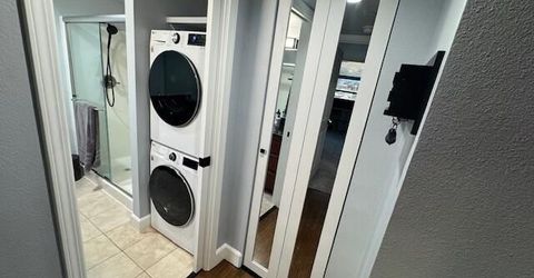 450 N Arlington Avenue, Unit 209, Reno, NV 89503 Photo