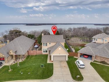 604 Hillside Circle , Little Elm, TX 75068