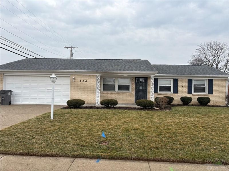 984 Mystic Lane, Troy, OH 45373 Photo 2