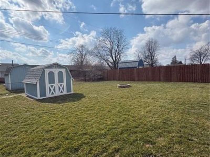 984 Mystic Lane, Troy, OH 45373 Photo 3